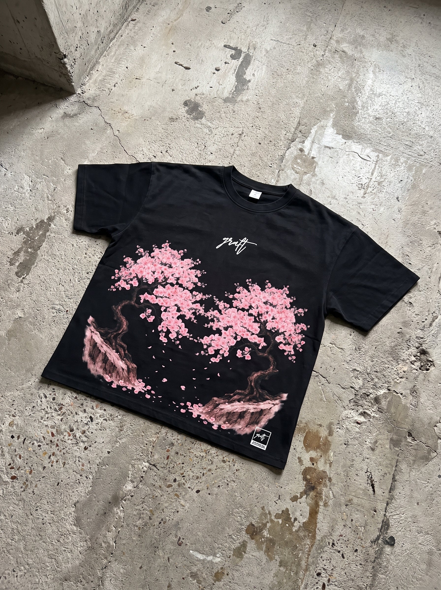 SAKURA BLOOM TEE