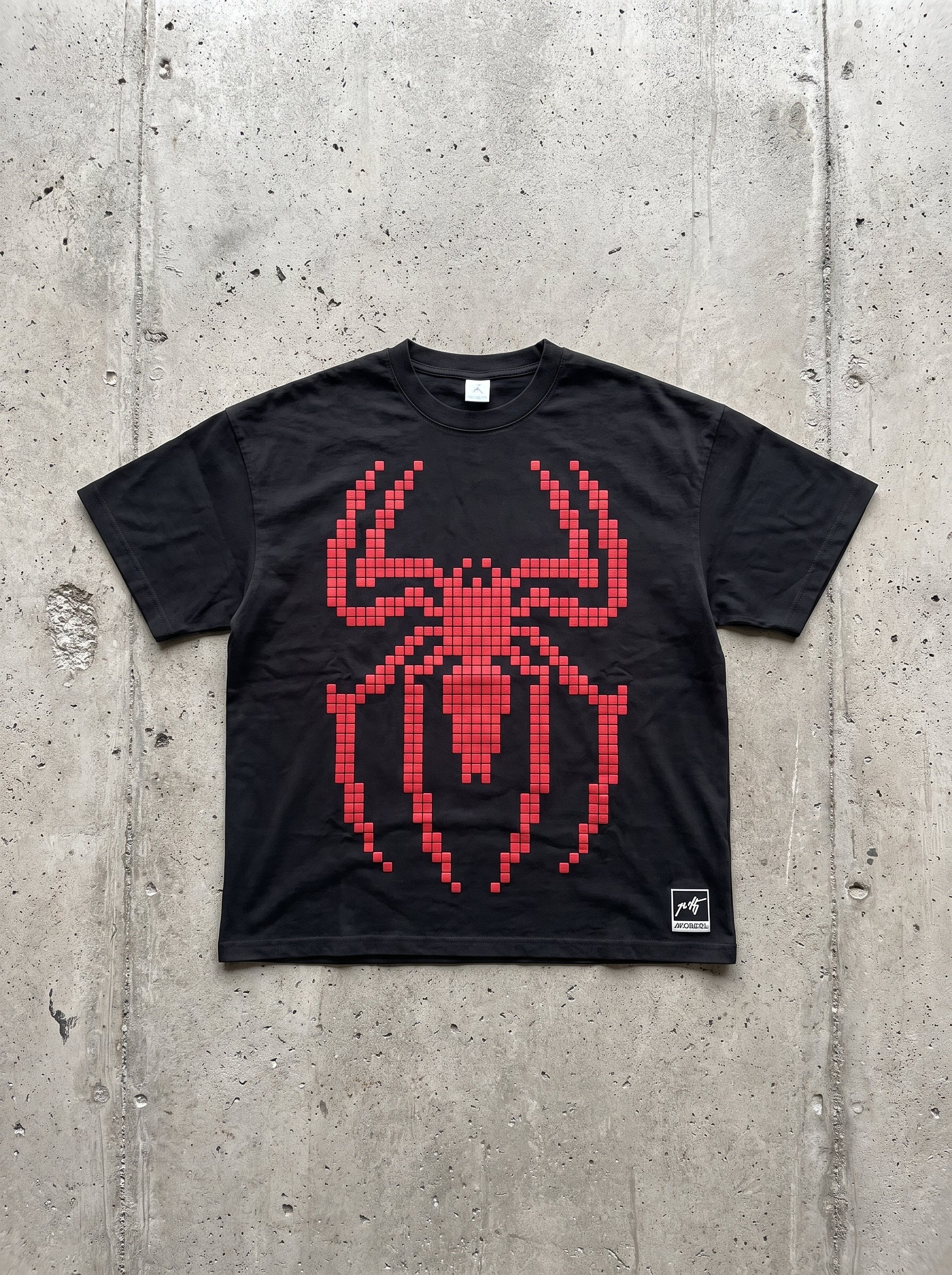 SPIDERMAN PIXELATED TEE