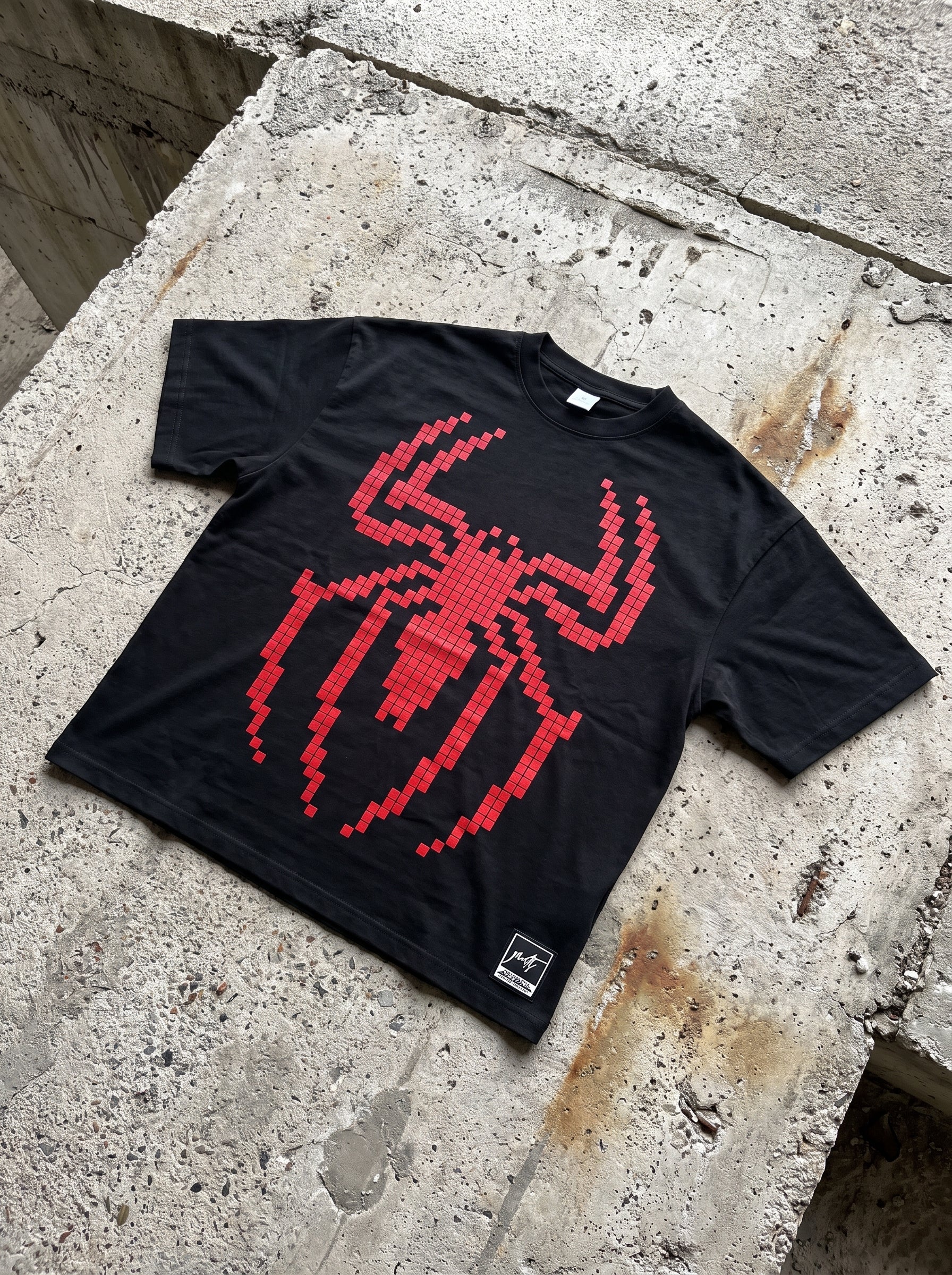 SPIDERMAN PIXELATED TEE